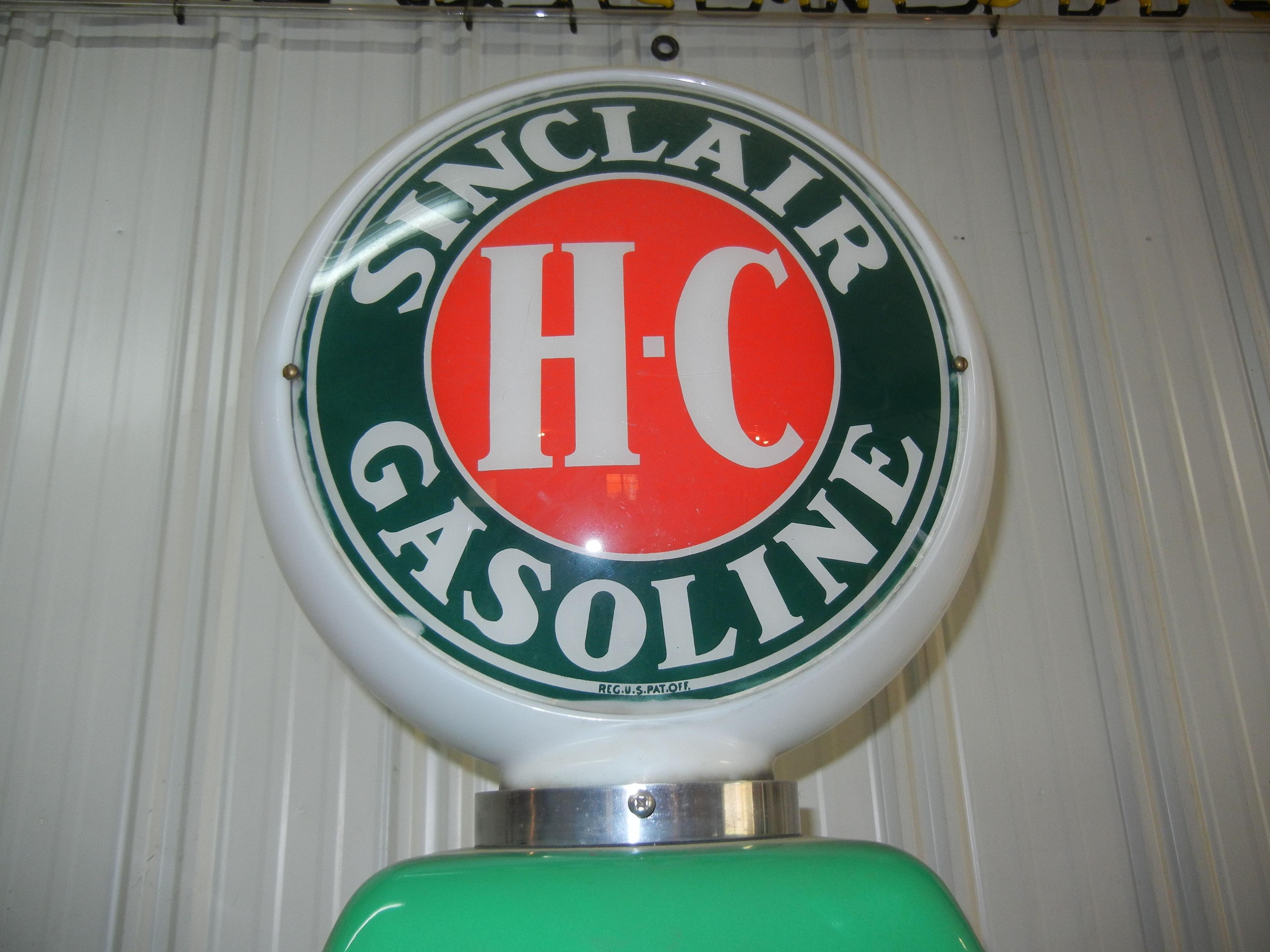 Sinclair H-C Antique Gas Pump