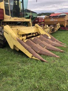 New Holland 962-n4 4-Row Corn Head