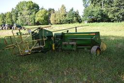 John Deere 346 wire baler w/kicker