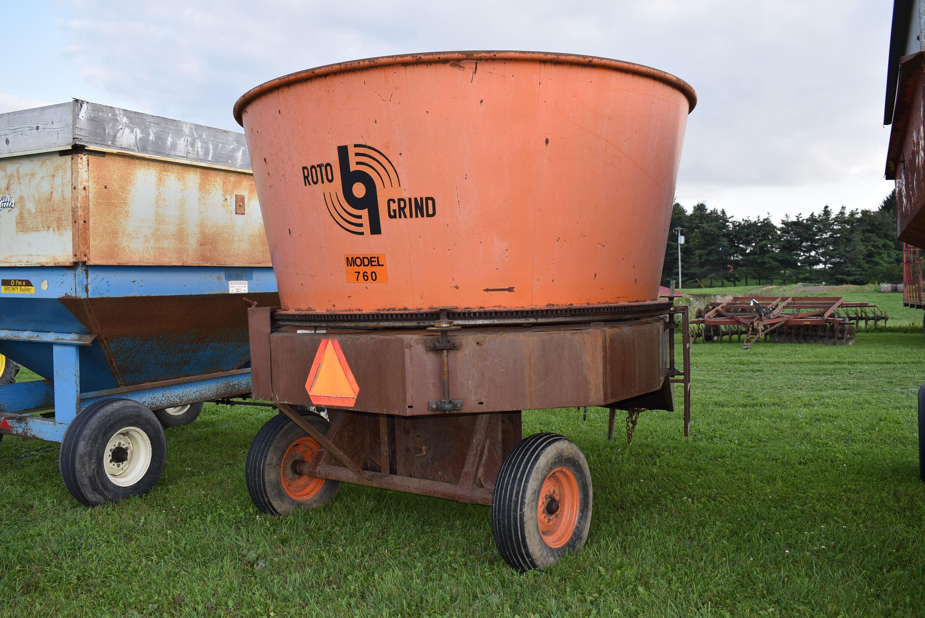 RotoGrind Model 760 Bale Chopper