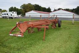 Massey Ferguson 880 4-btm Plow w/Hyd. Reset