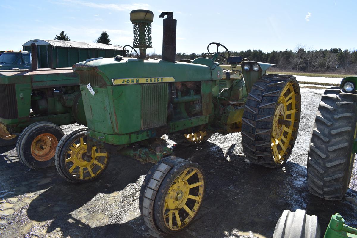 John Deere 4020