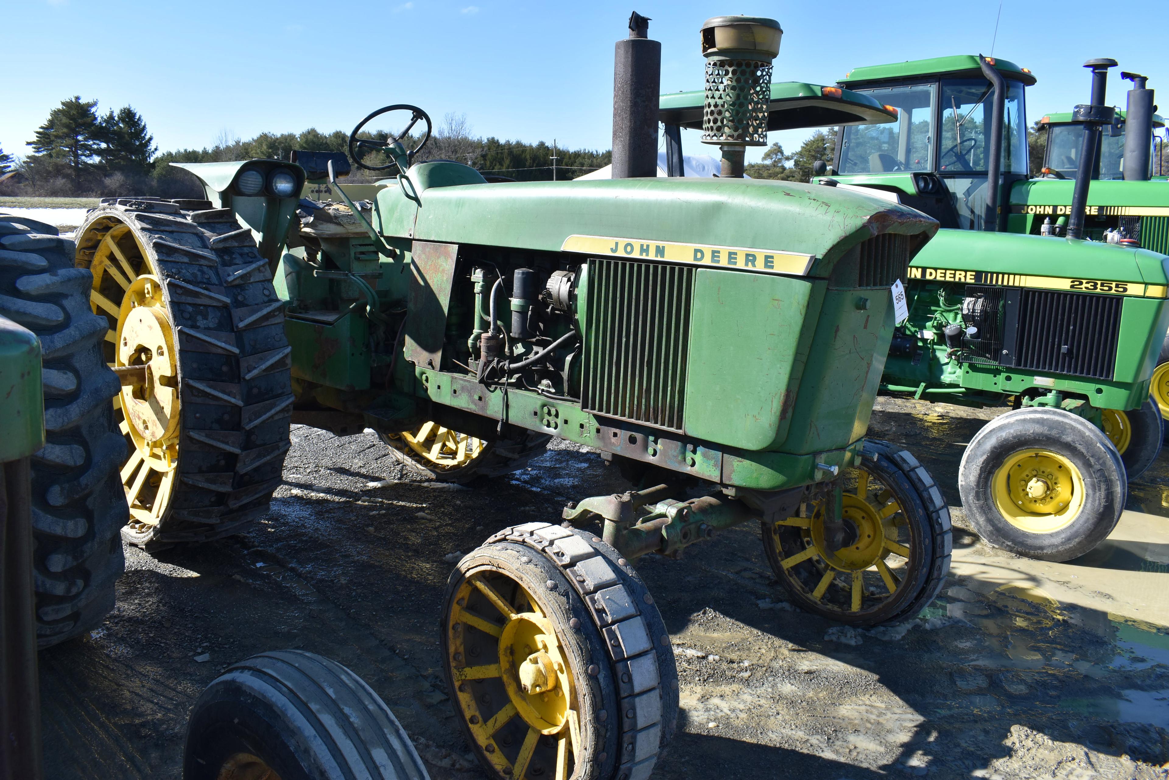 John Deere 4020