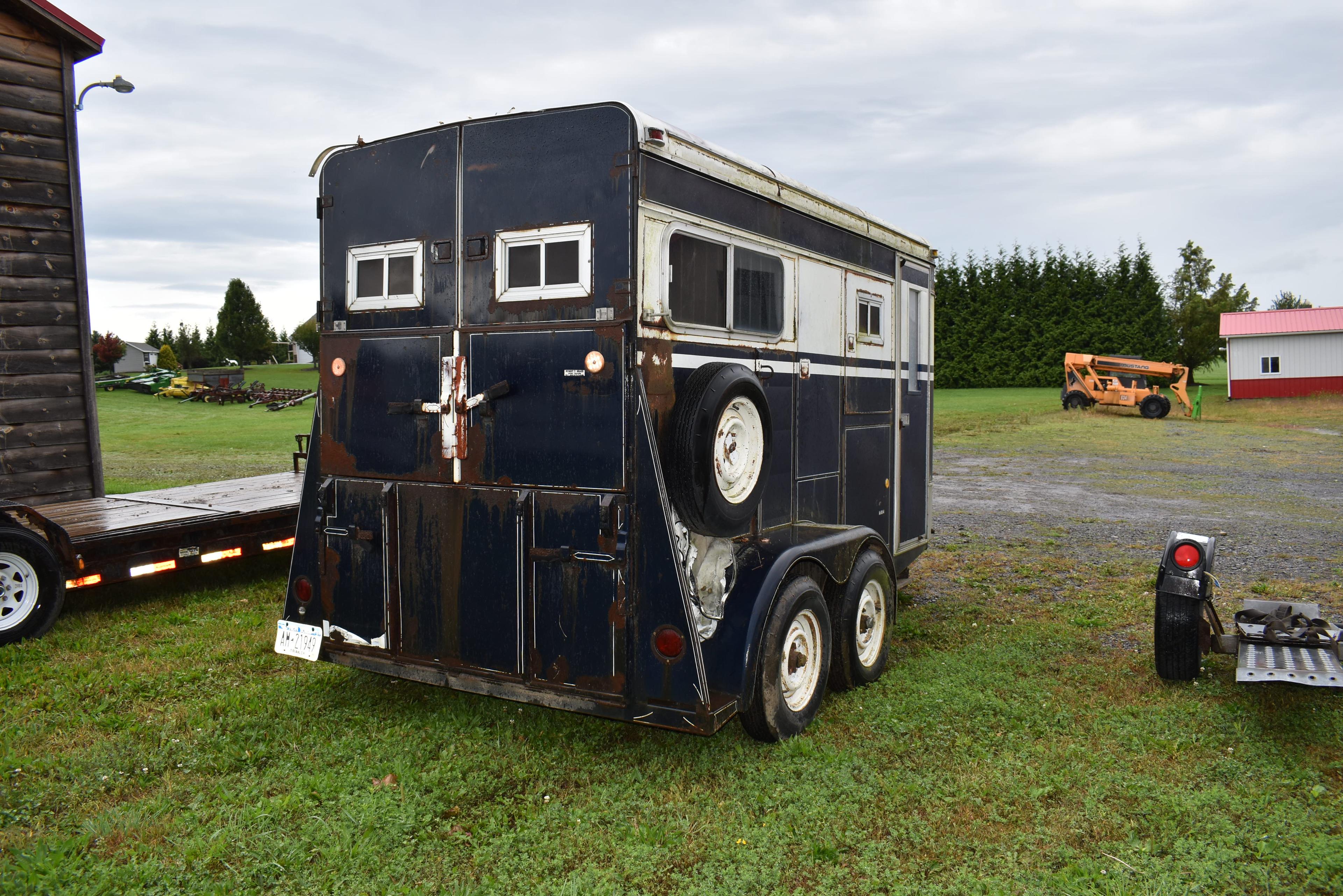 2-horse trailer, 12', no title