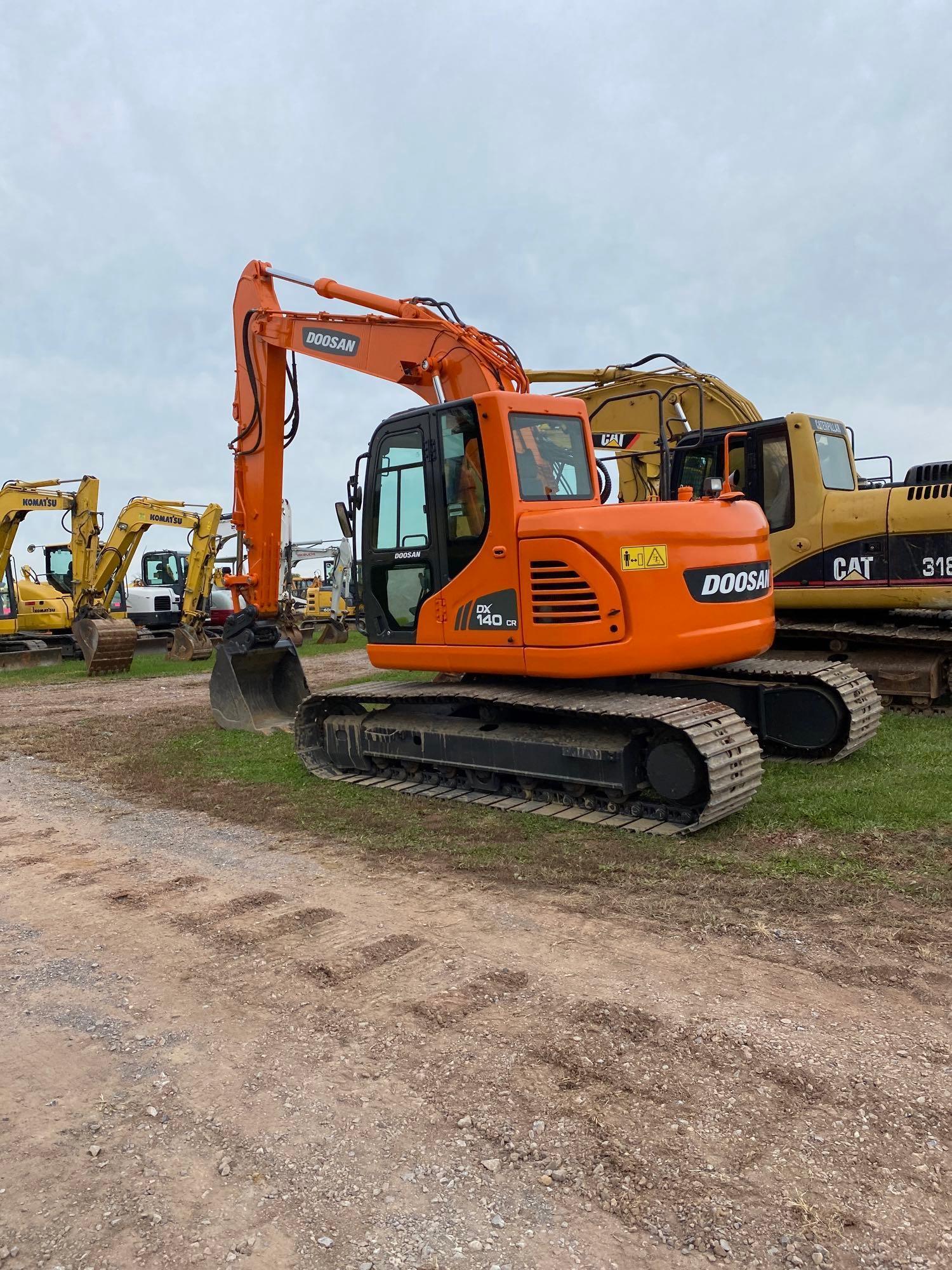 Doosan DX140 CR, Cab, Heat, AC, Plumbed, Coupler, GP Bucket, SN: 005772, Hours: 4931