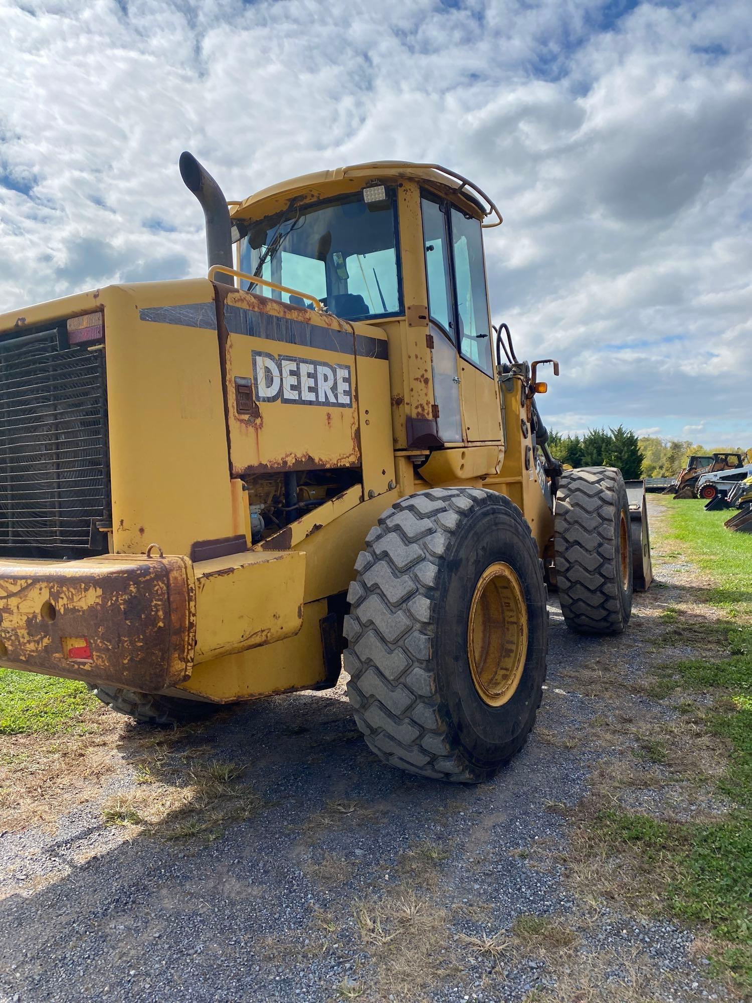 John Deere TC 62H, Cab, Heat, AC, 3rd Valve, Coupler, GP Bucket, 20.5R25 Rubber, SN: 573351, Hours: