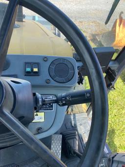New Holland 655E, Cab, Heat, 4x4, Ext hoe, Aux Hyd, 4-n-1 Bucket, SN: 019165, Hours: 3663