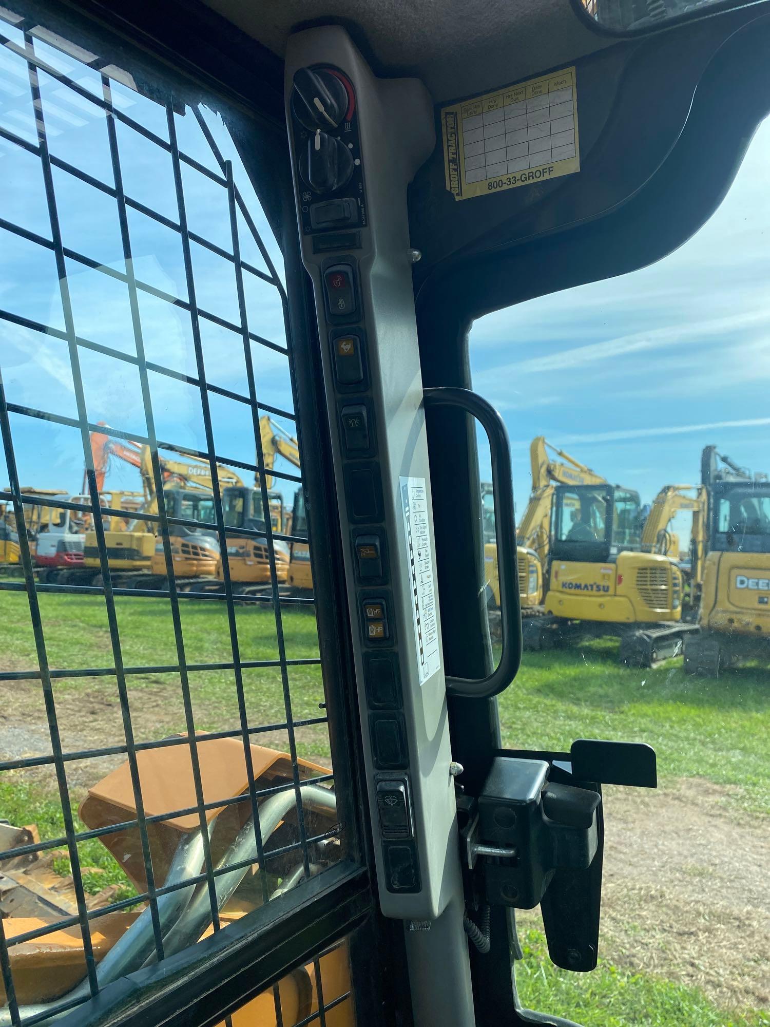 Case TV450, Cab, Heat, AC, Hyd Quick Attach, Aux Hyd, Rubber Tracks, 84" GP Bucket, ISO/H Controls,