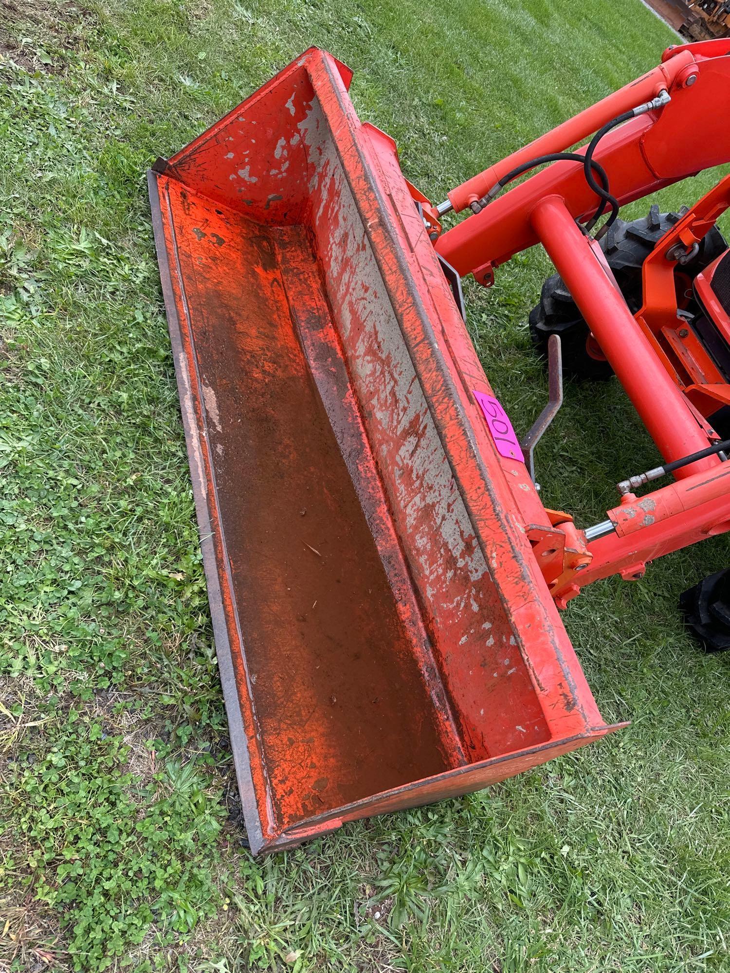 Kubota L4701 w/ LA765, SS Quick Attach, 3 PT PTO, 4x4, Hydstat, SN: L4701D59139, Hours: 504