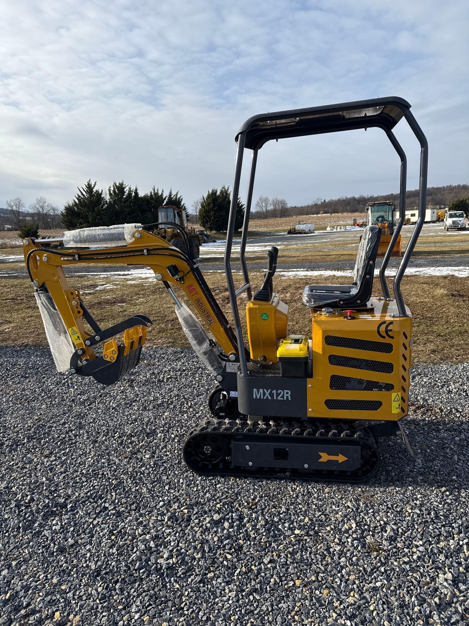 AGT MX12R Mini Excavator