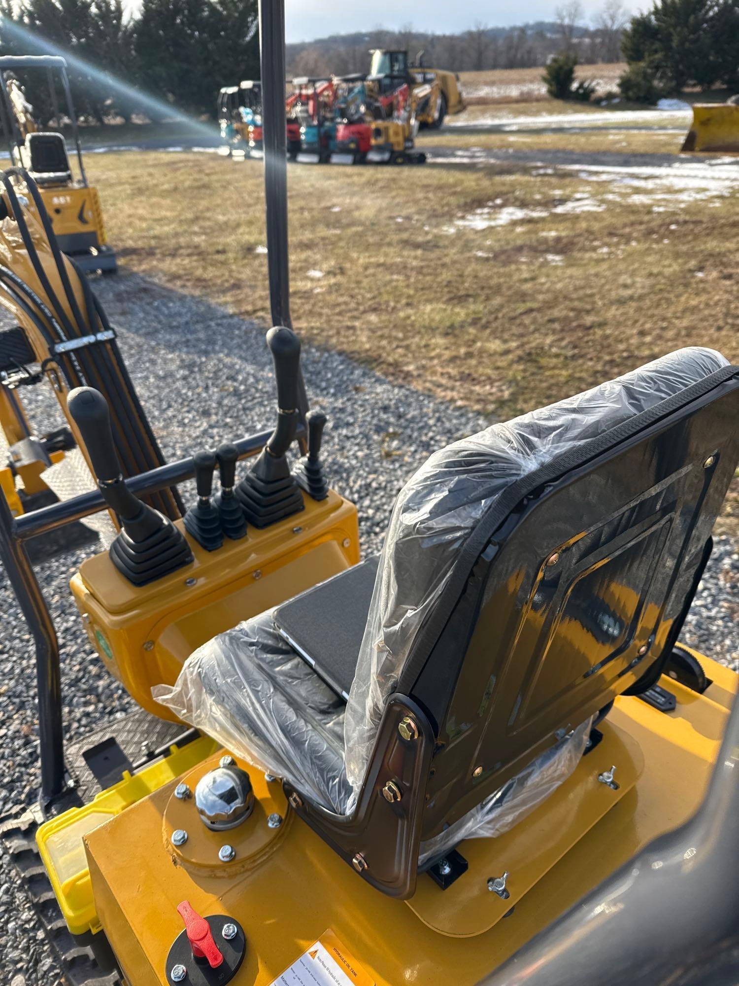 AGT MX12R Mini Excavator