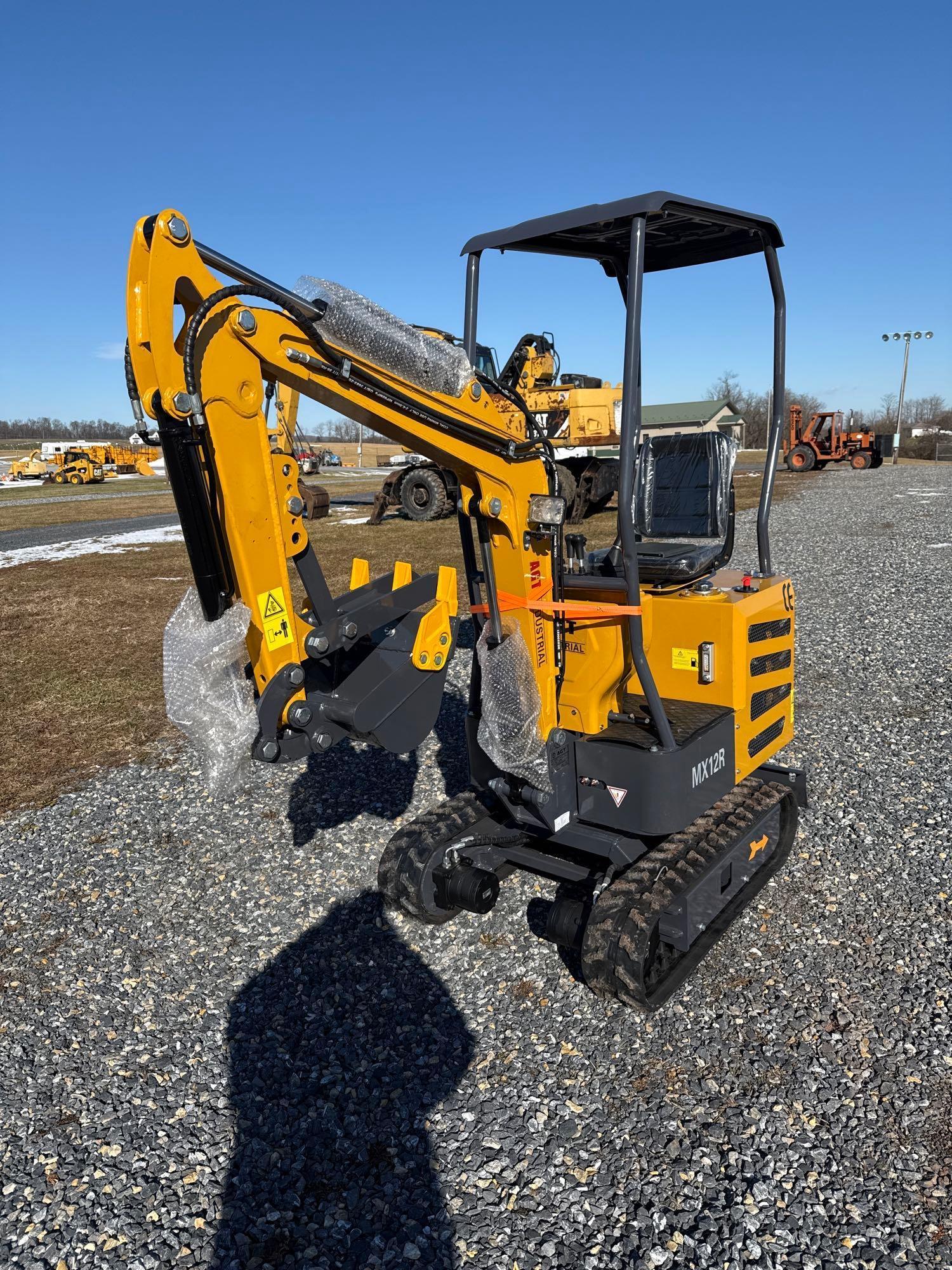 AGT MX12R Mini Excavator