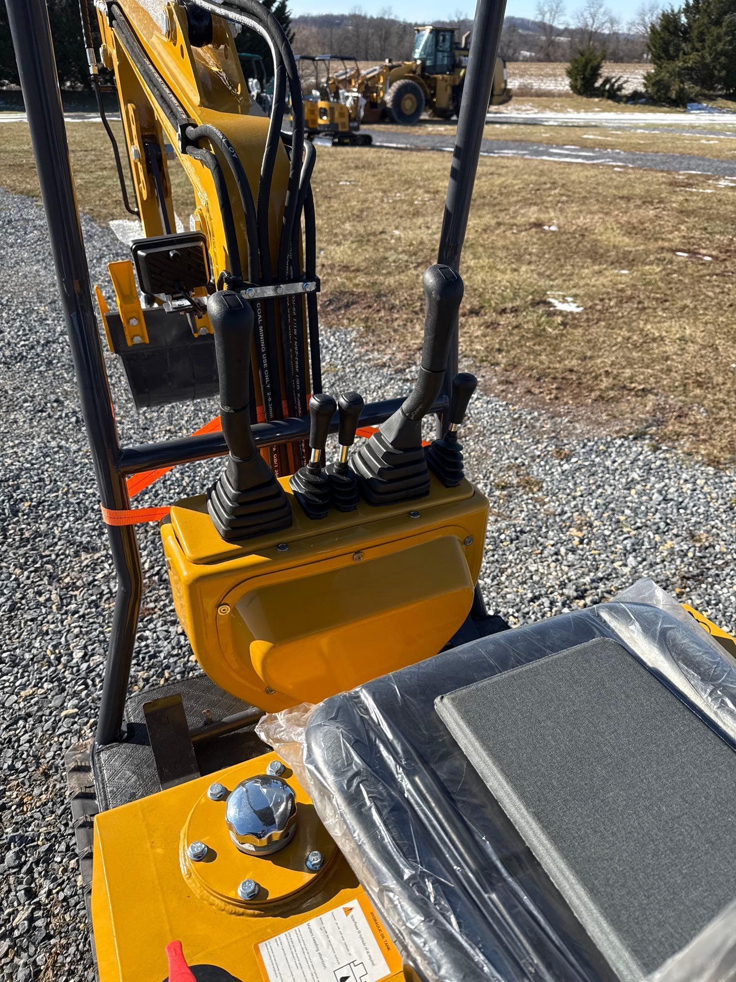 AGT MX12R Mini Excavator