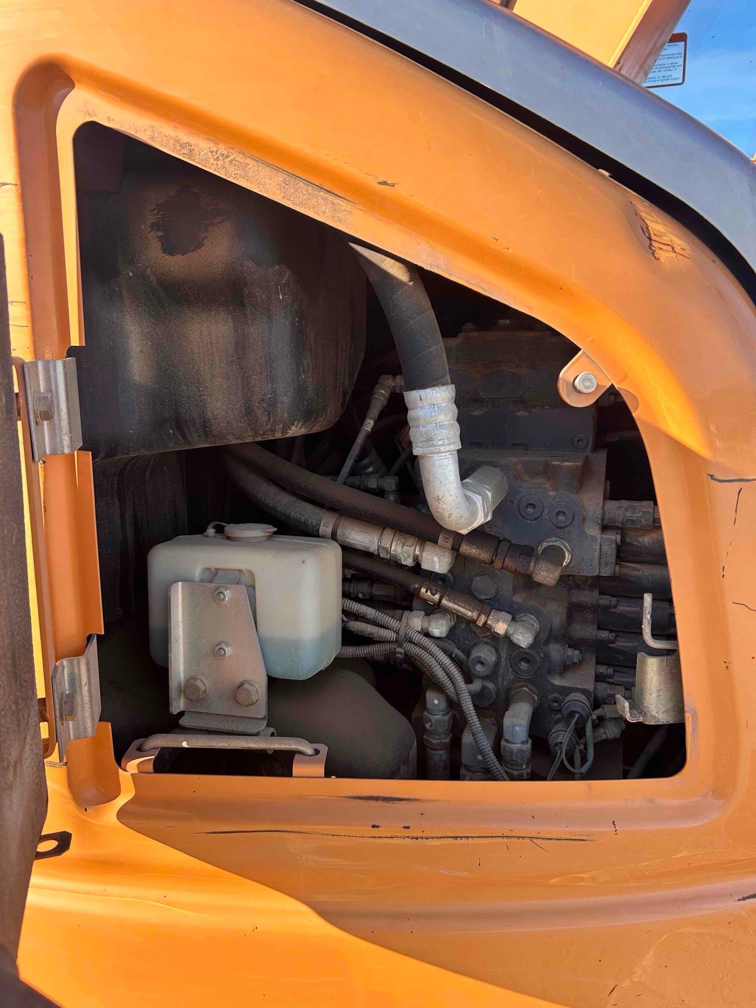 2012 Case CX75SR