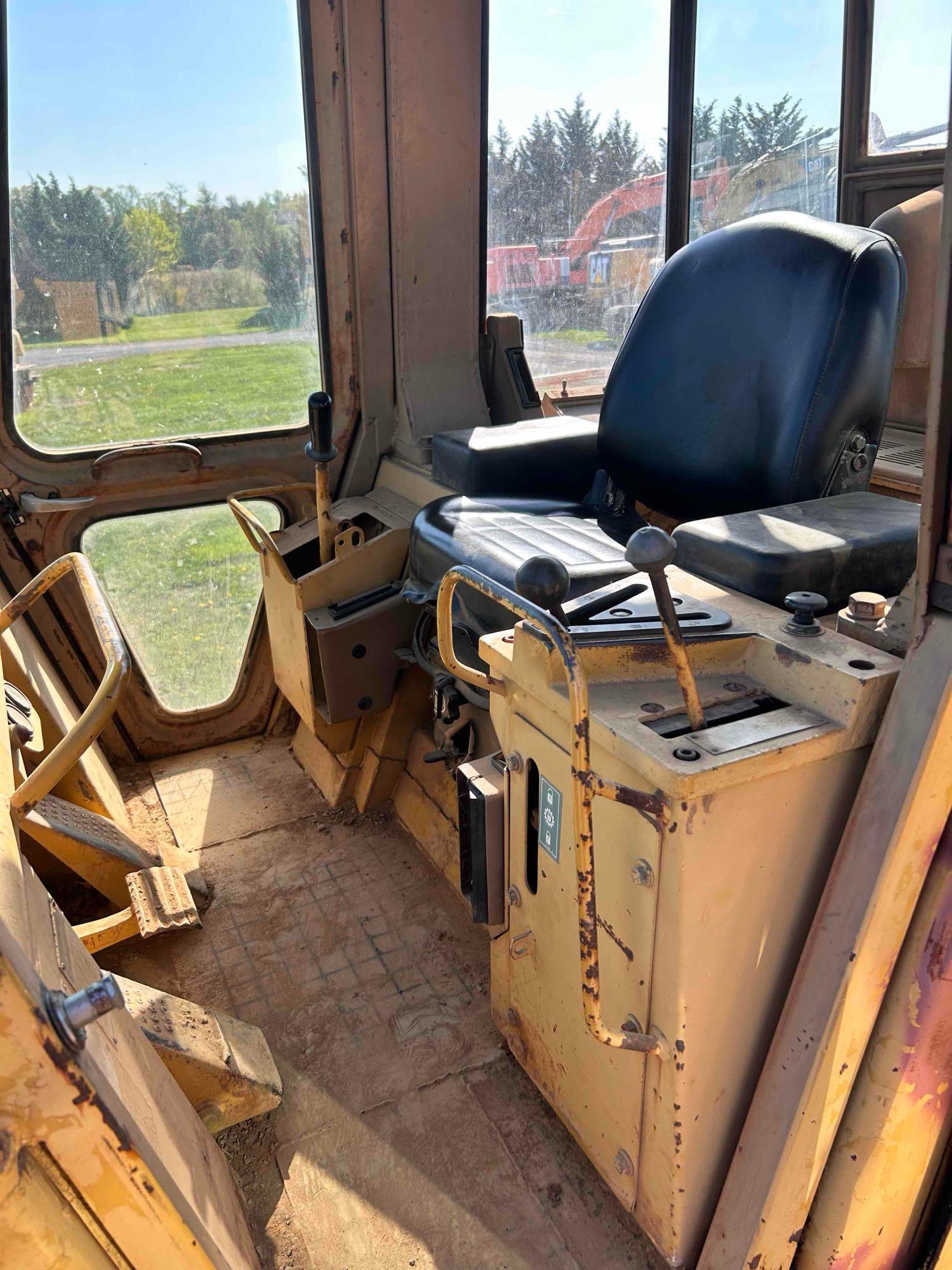 CAT 953