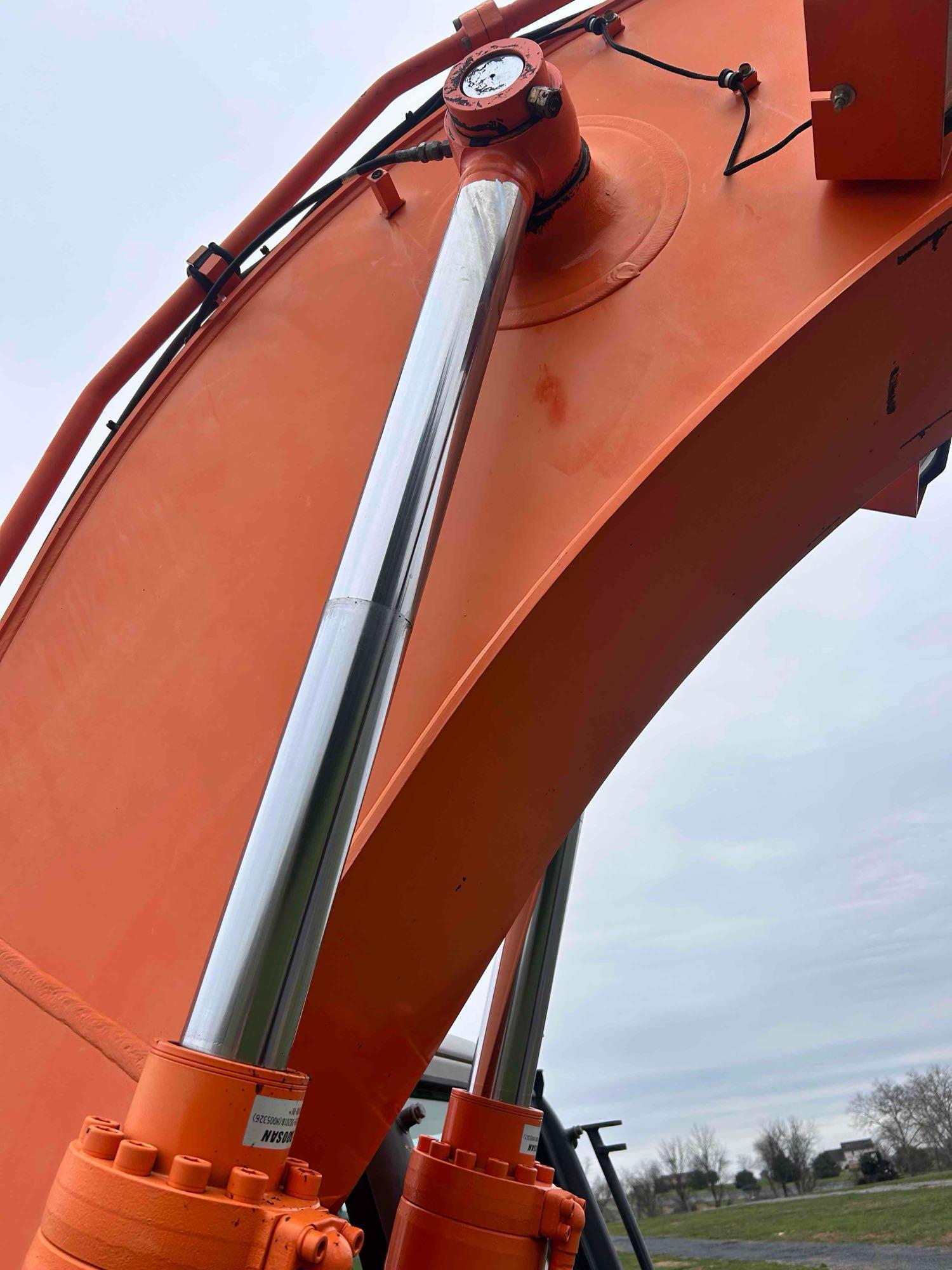 2014 Doosan DX180 LC-3