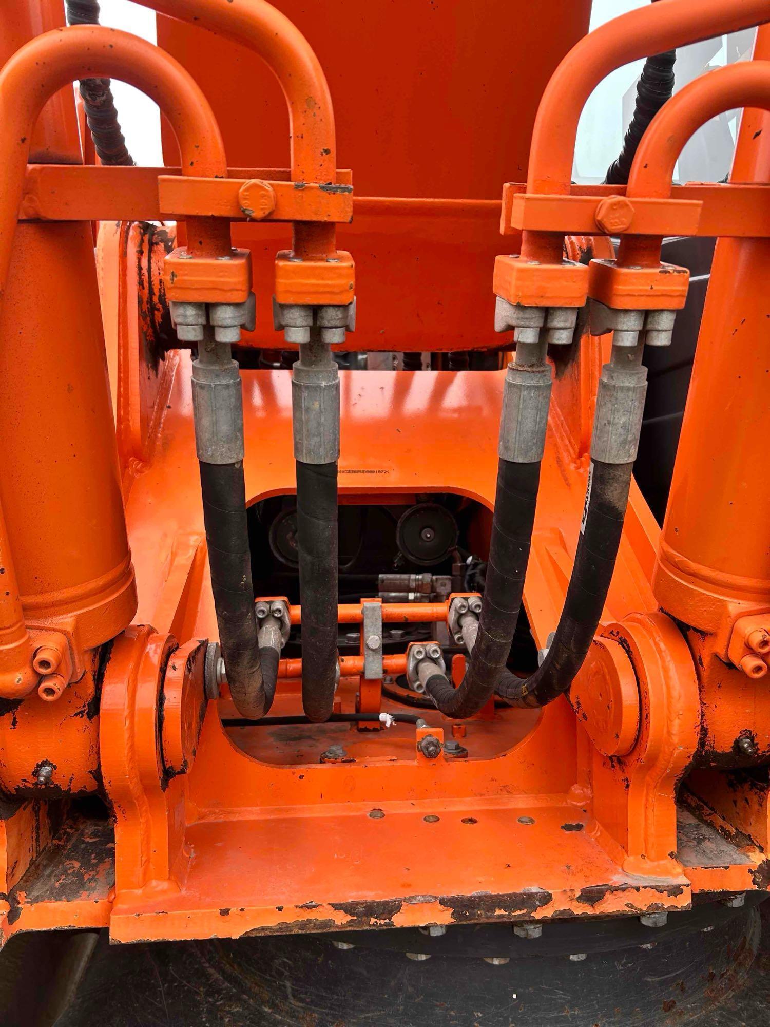 2014 Doosan DX180 LC-3