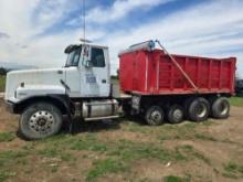 2000 Volvo 4 Axle Dump