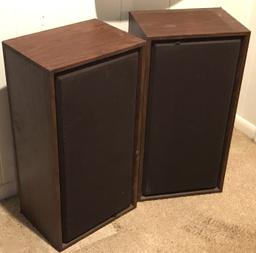 Pair of Monteverdi Model WW-0680 Series 335 A Custom Built Bass Reflex Speakers