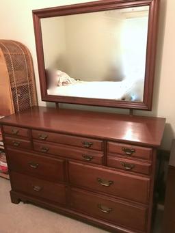 Drexel Mahogany Dresser With Mirror