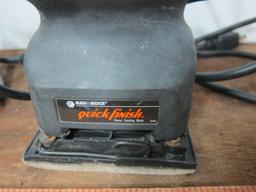 Pair of Black & Decker 1/4 Sheet Palm Grip Jitterbug Sanders - 15000 Vpm - Double Insulated 115 Volt