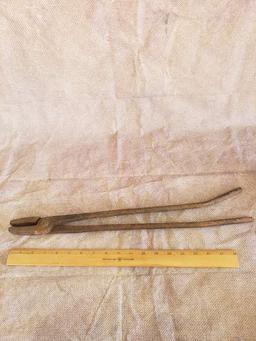Antique Blacksmith Plain Tongs