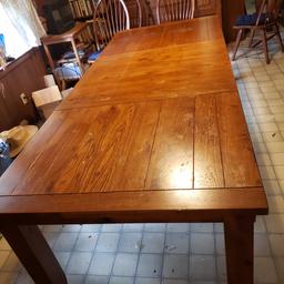 Broyhill Veneer Dining Table