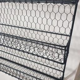 New 4 Tier Chicken Wire Spice Rack