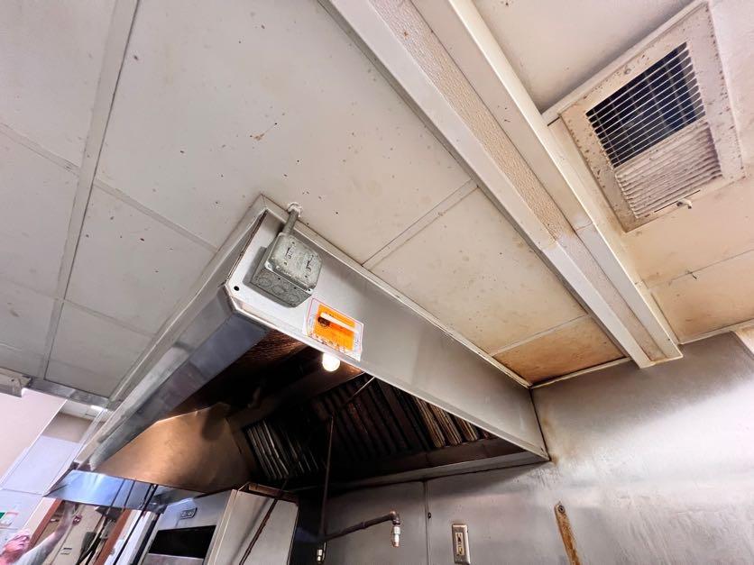 Stainless Steel CaptiveAire Restaurant Hoods System