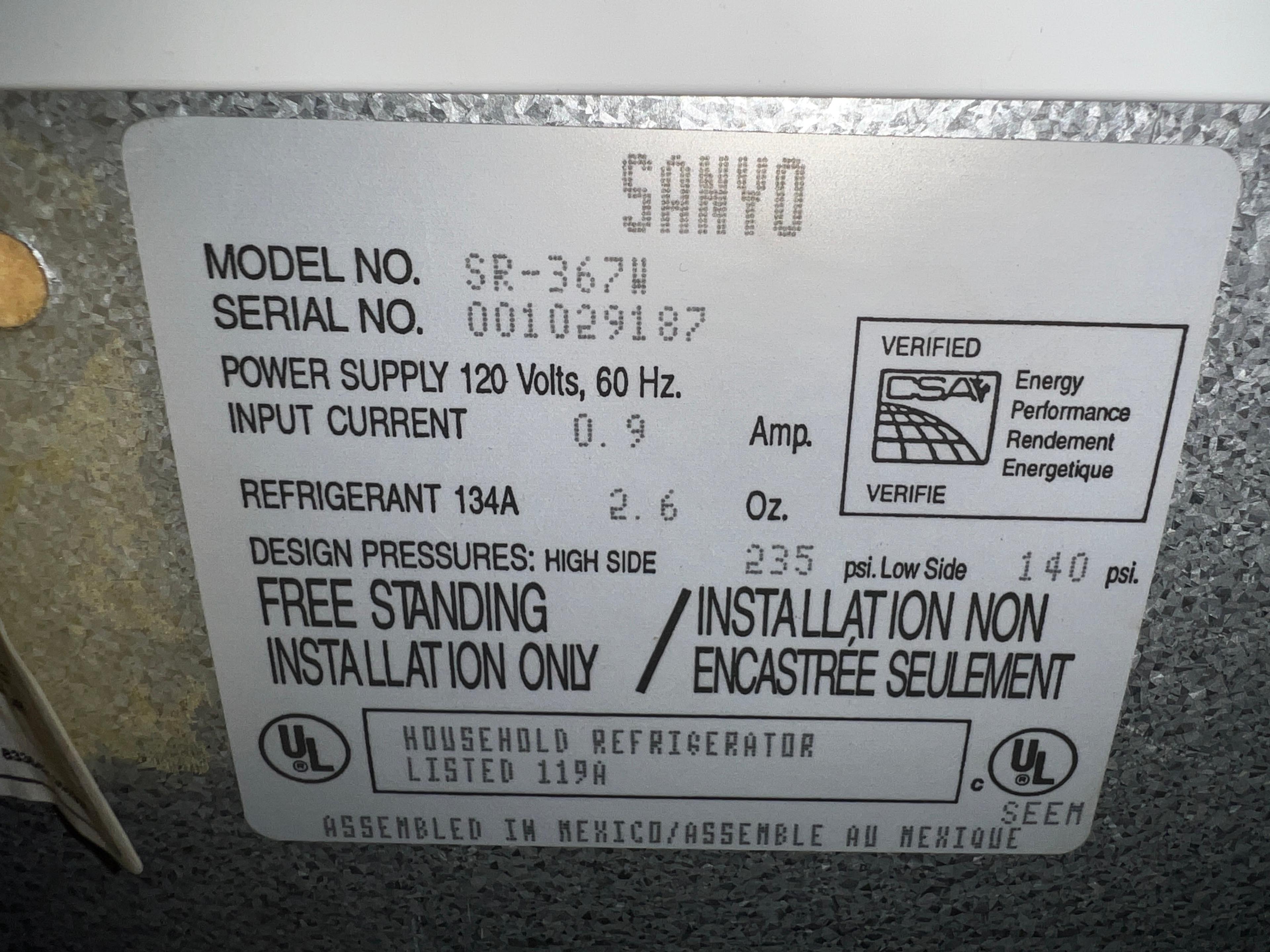 Sanyo 34” Tall Refrigerator with Small Freezer Model SR-367W