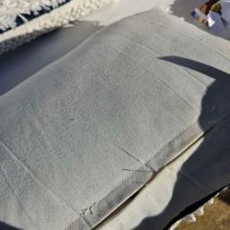 Lot of 2 Throw Pillows