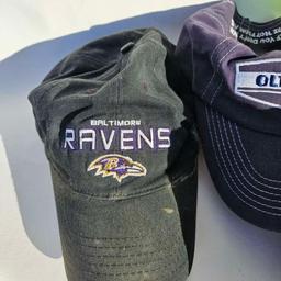 Lot of 4 Hats