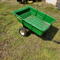 John Deere 7P Mower Dumping Trailer