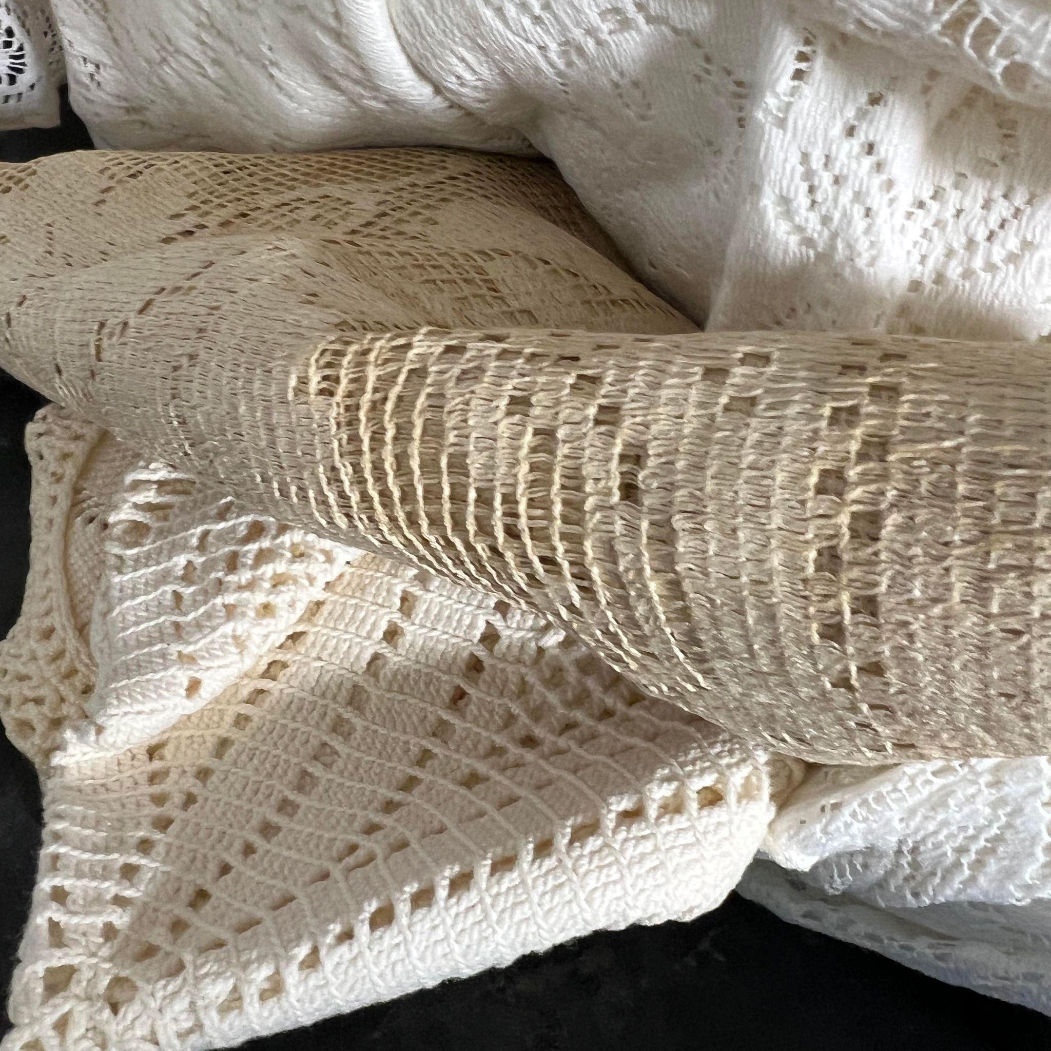 Large Lot of Doilies & Tablecloths