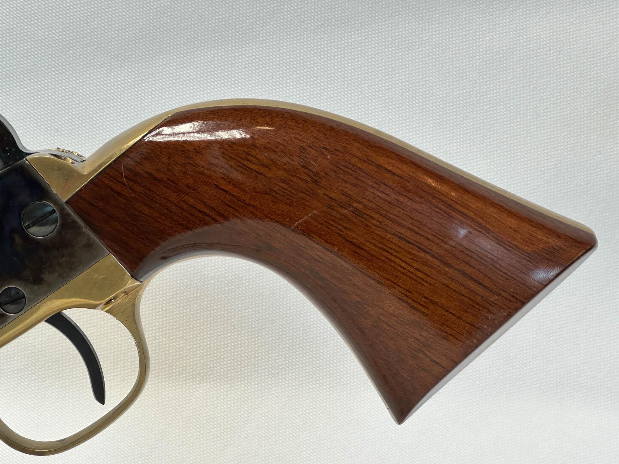 Stoeger/A. Uberti Revolver