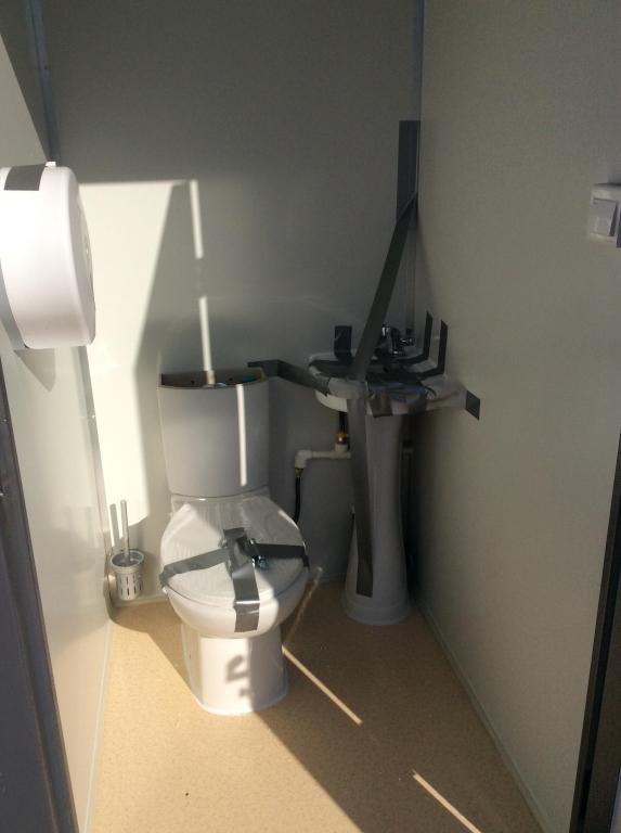 PORTABLE TOILET W/ 2 STALLS