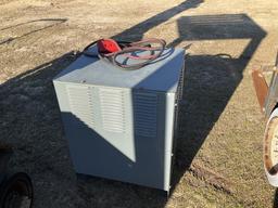 (215)48VOLT CHARGER FOR FORKLIFT
