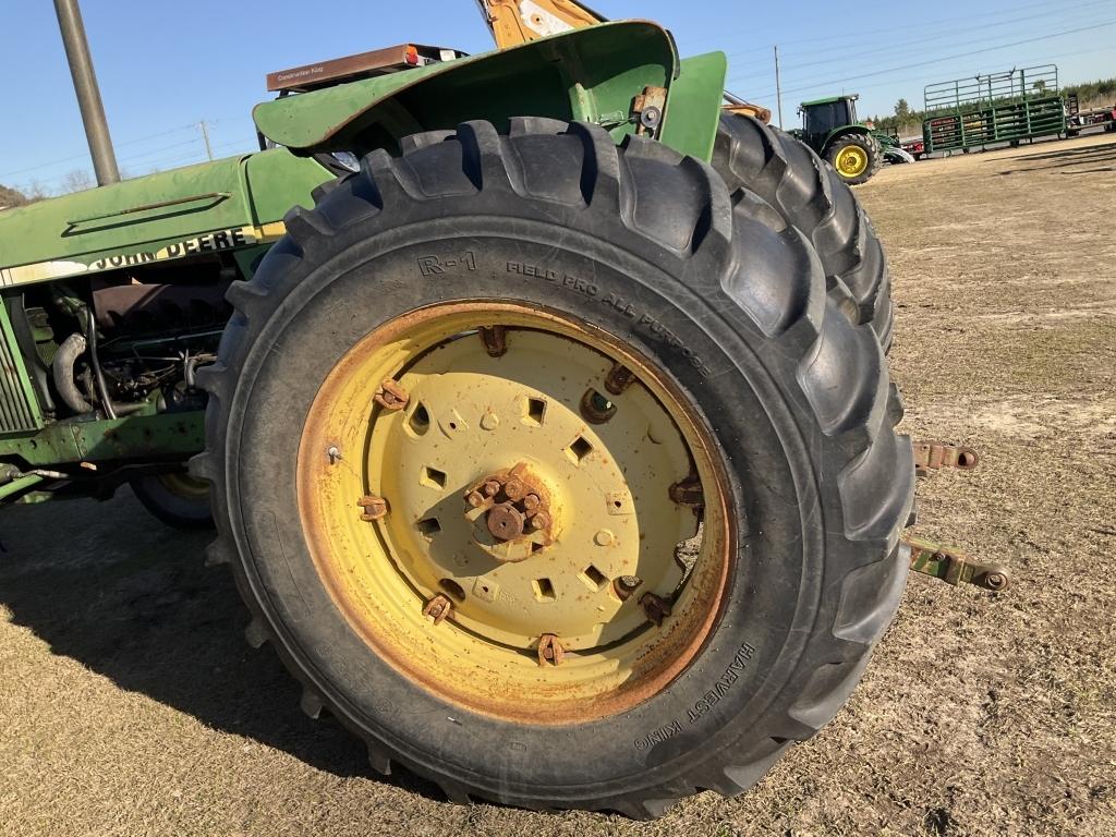 (183)JOHN DEERE 2940