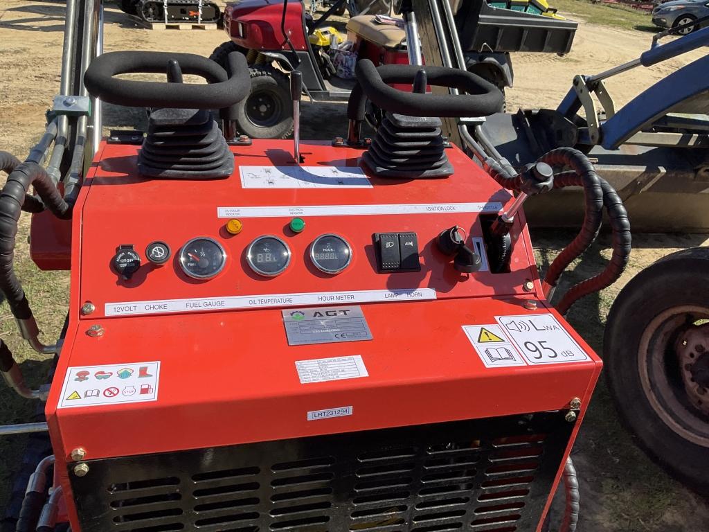 (171)UNUSED AGT LRT23 SKID STEER LOADER
