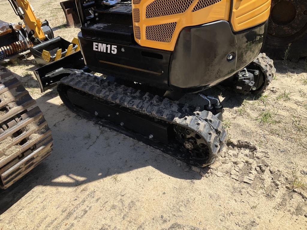 (199)UNUSED DIGGIT EM15 MINI EXCAVATOR