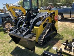 (123)UNUSED DIGGIT SCL850 MINI SKID LOADER