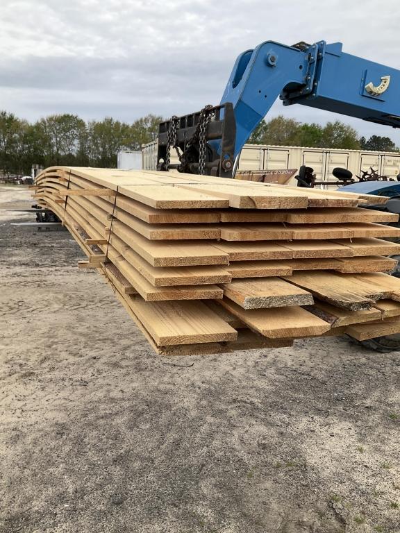 (1040)28PCS OF 1 X 8 X 20 PINE BOARDS