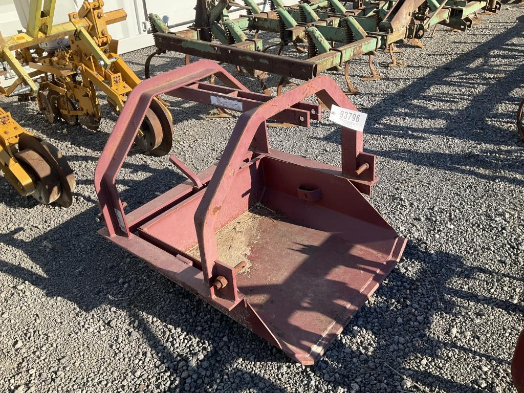 (536)3PT HITCH DIRT SCOOP