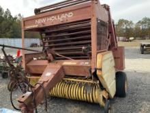 NEW HOLLAND 851 ROUND BALER(A)