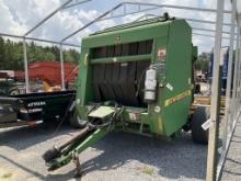 JOHN DEERE 556 ROUND HAY BALER(A)