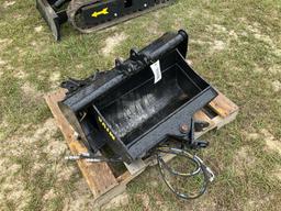 (107)-(5)MINI EXCAVATOR ATTACHMENTS