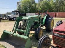 JOHN DEERE 5300 W/ LOADER
