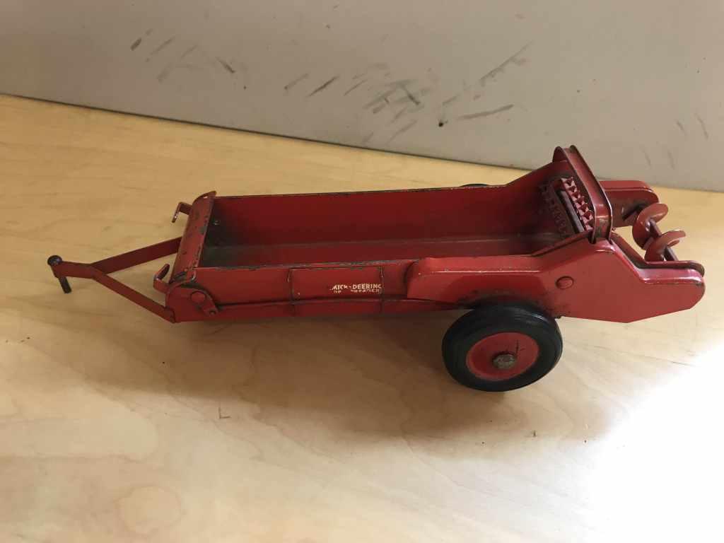 IH Manure spreader - No box