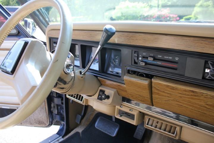 1990 Jeep Wagoneer