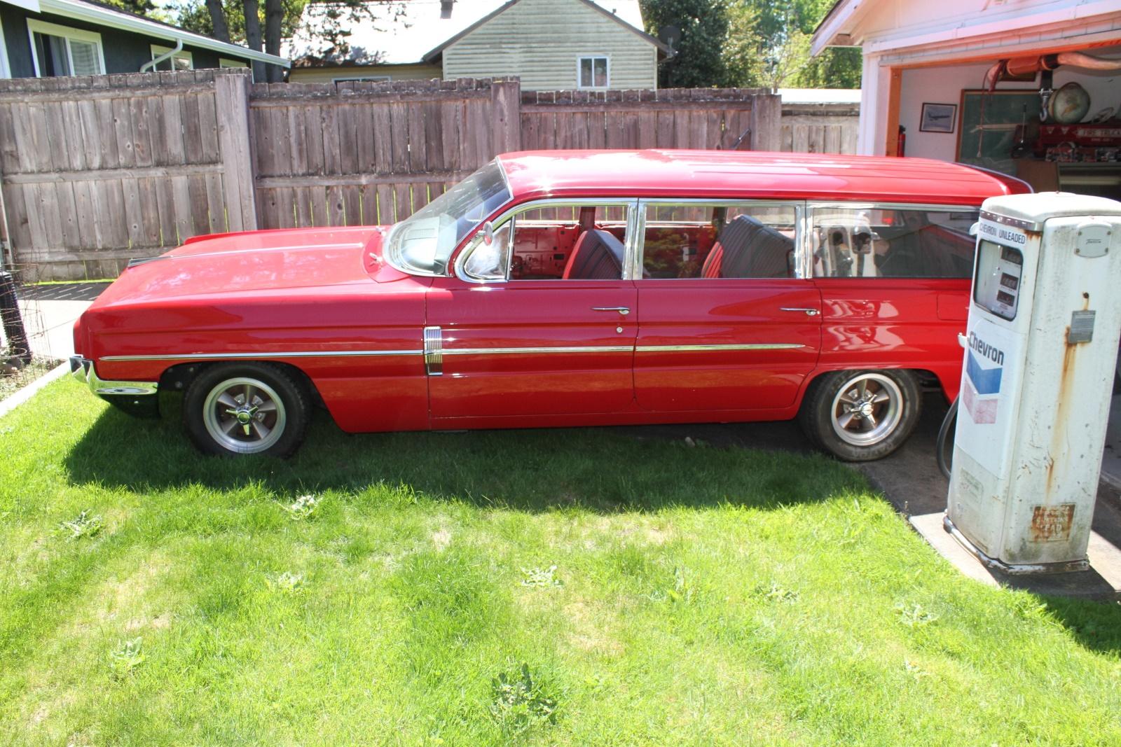 1962 Oldsmobile Station Wagon